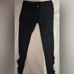 Black Lululemon leggings